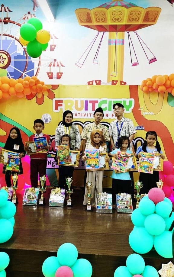 WhatsApp Image 2025-03-24 at 11.44.00 (1)